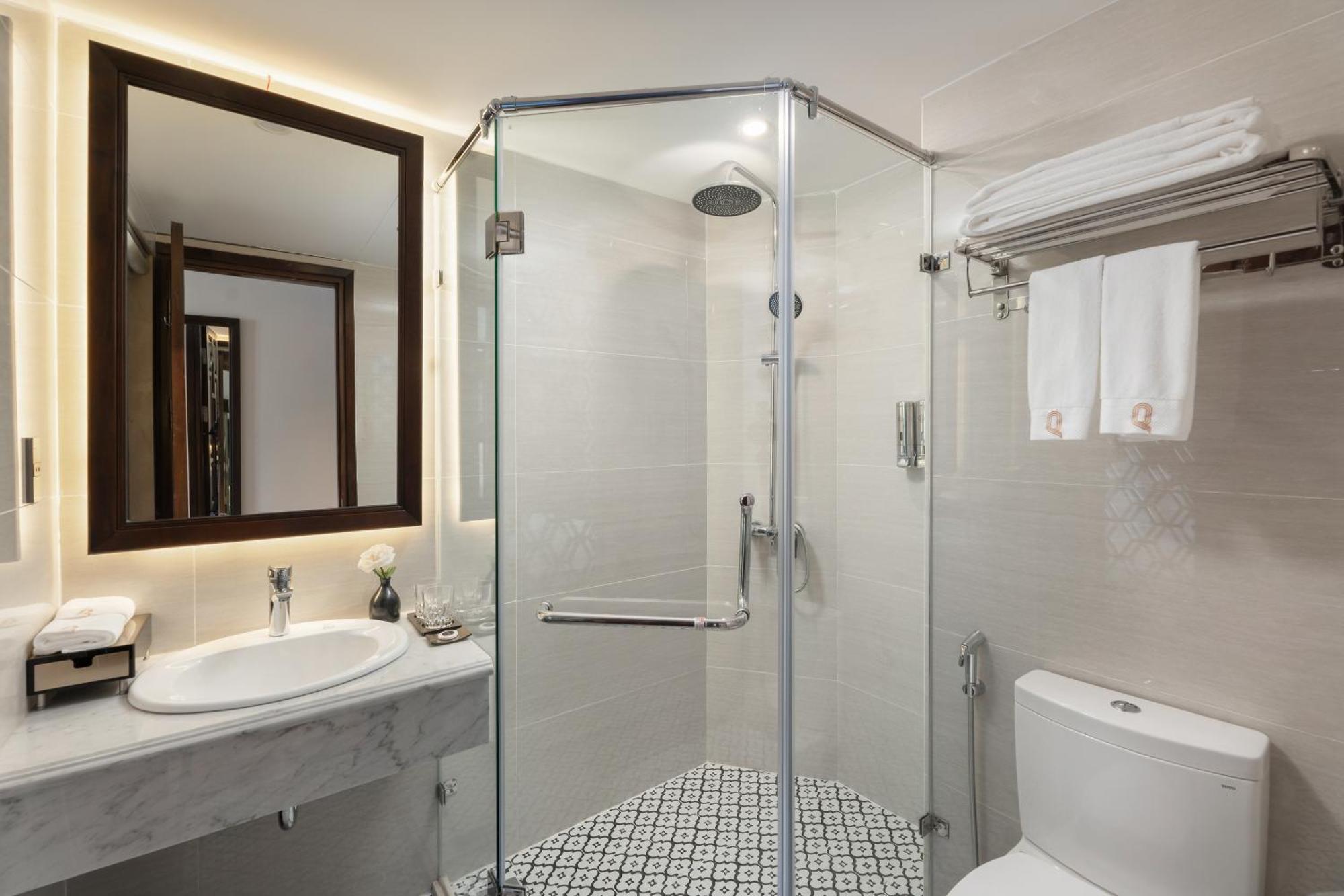 The Q Boutique Hotel Ханой Экстерьер фото