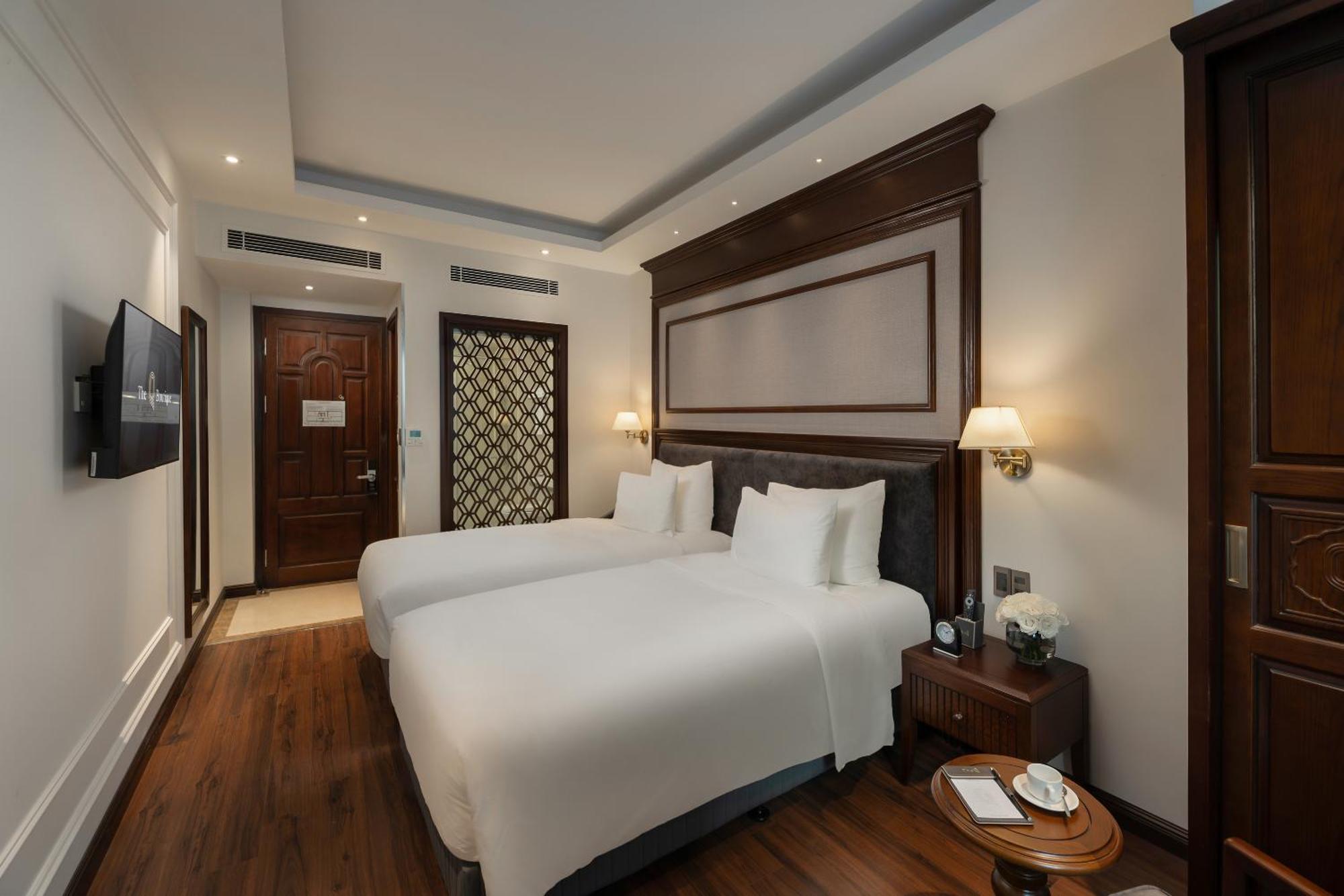 The Q Boutique Hotel Ханой Экстерьер фото