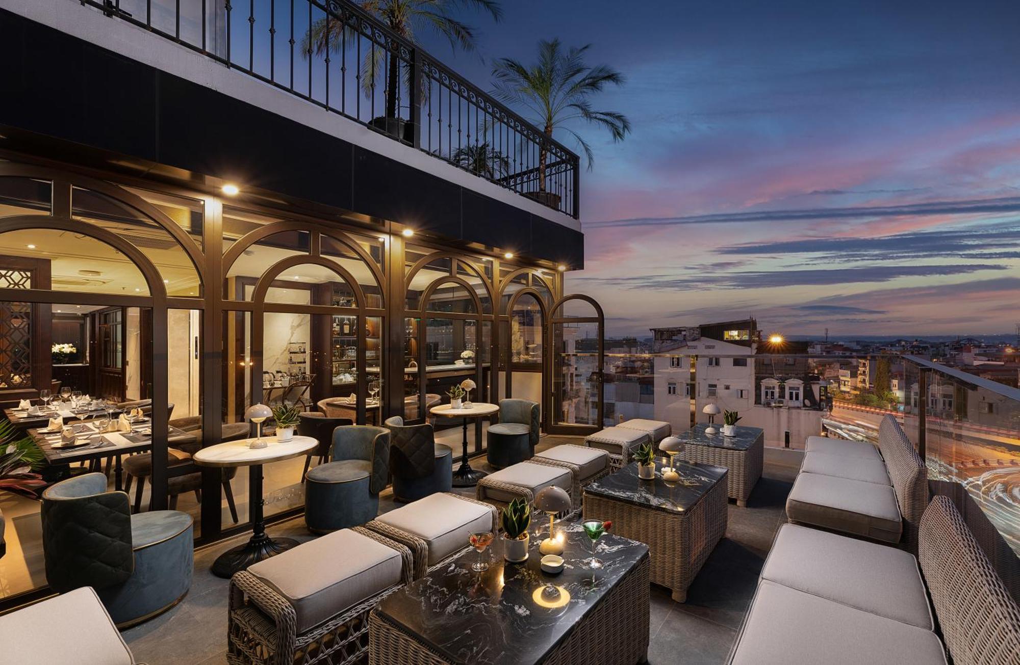 The Q Boutique Hotel Ханой Экстерьер фото