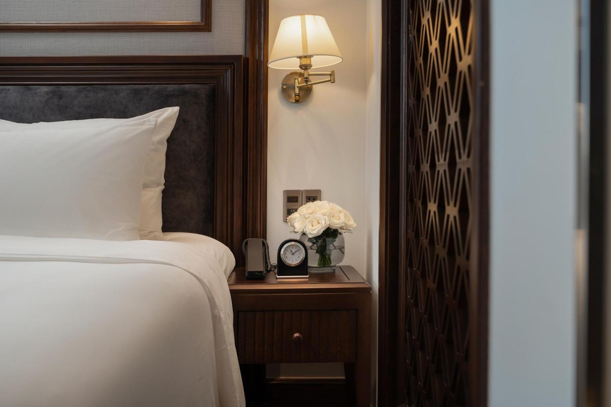 The Q Boutique Hotel Ханой Экстерьер фото