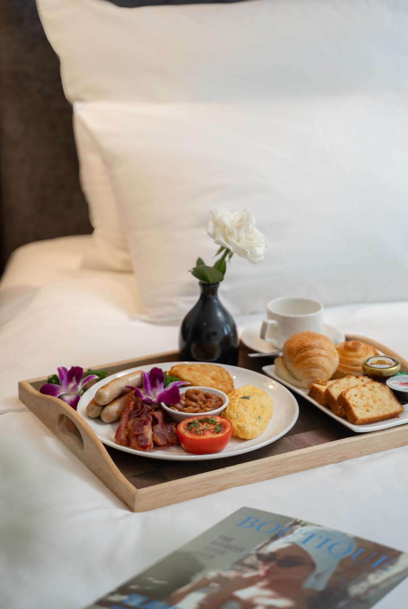 The Q Boutique Hotel Ханой Экстерьер фото