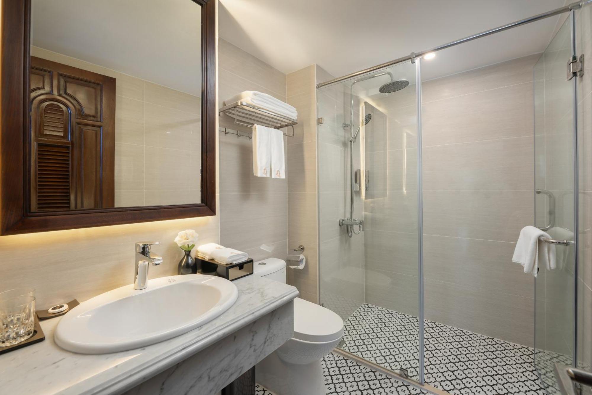 The Q Boutique Hotel Ханой Экстерьер фото