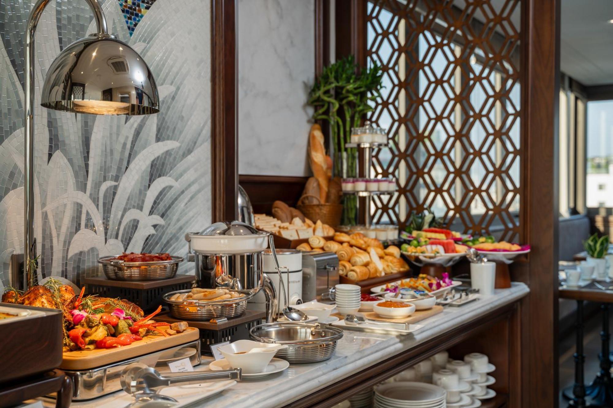 The Q Boutique Hotel Ханой Экстерьер фото