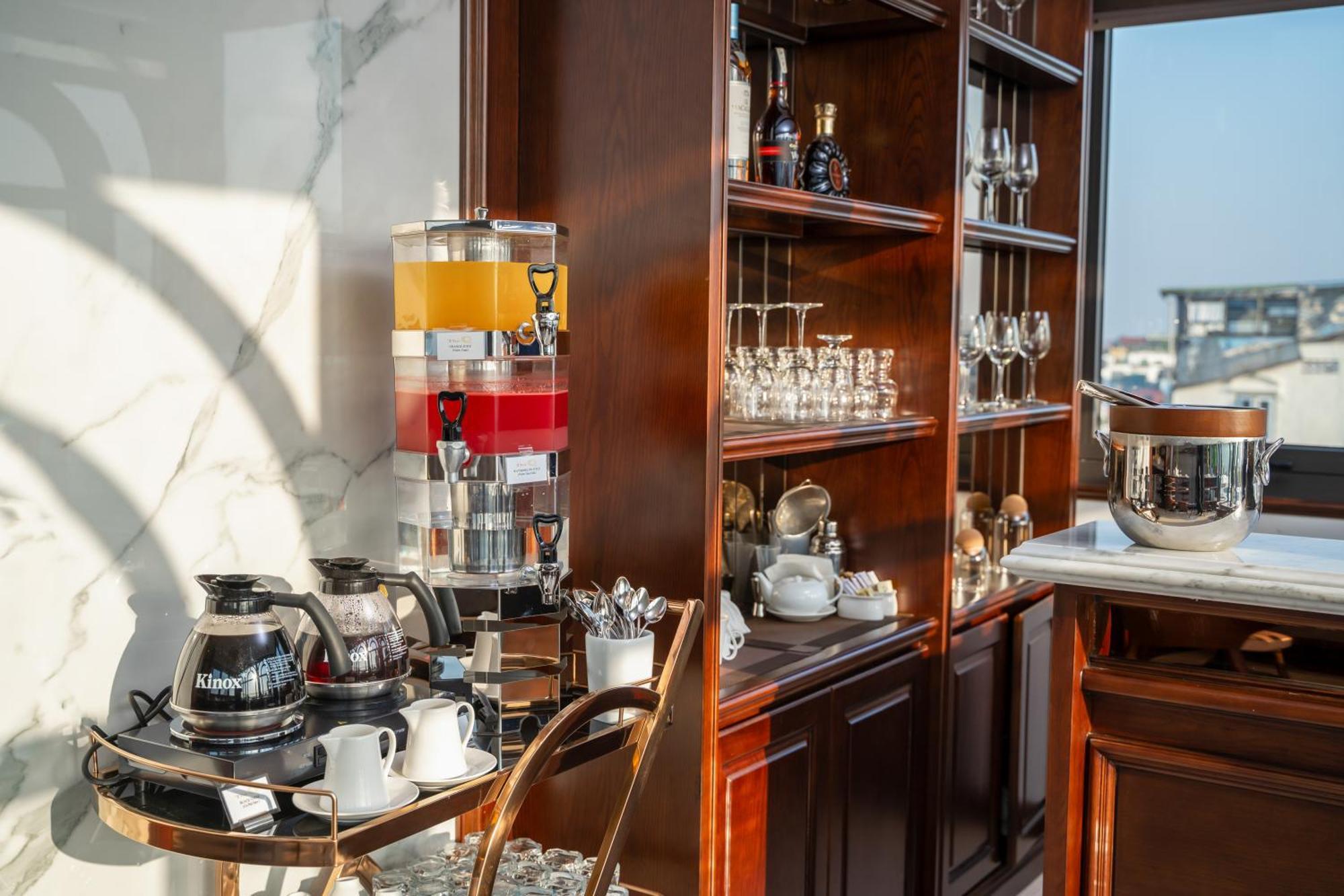 The Q Boutique Hotel Ханой Экстерьер фото